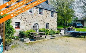 Maison traditionnelle bretonne proche de la mer